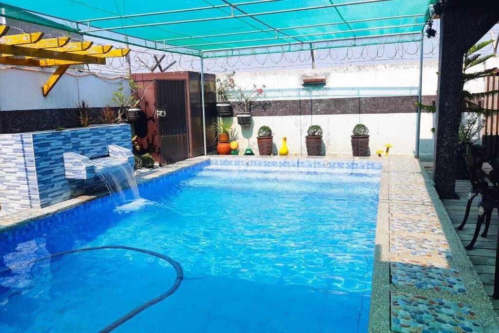 Private House W/ Swimming Pool Staycation Tarlac Tarlac City Exterior photo